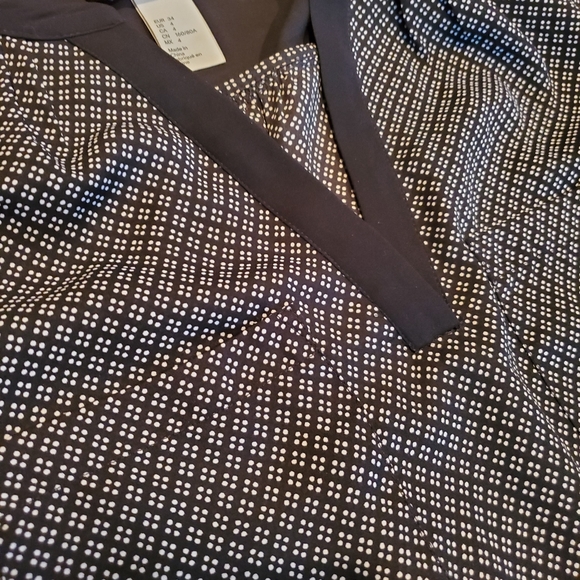 H&M Blouse - Picture 2 of 2